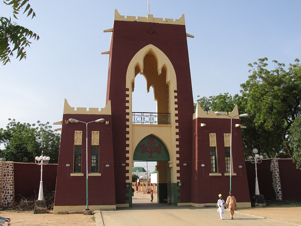 1024px-Kano_Emir_Palace_Entrance_Kano_State_Nigeria